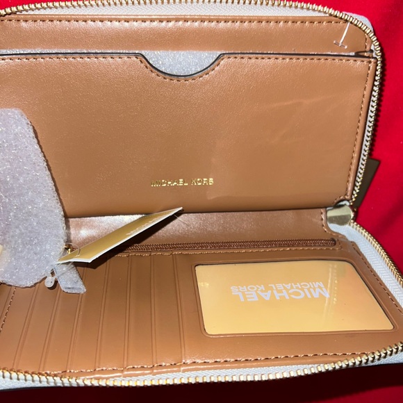 Authentic NWT